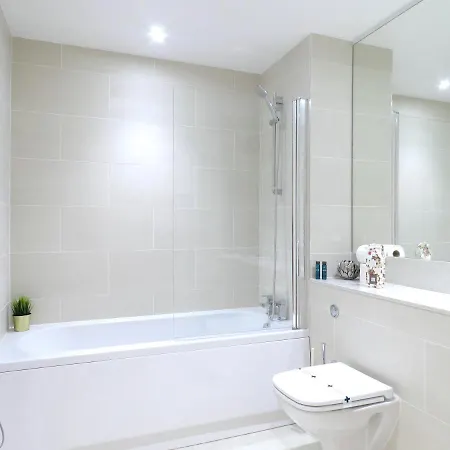 Tudors Esuites Corporate Apartman