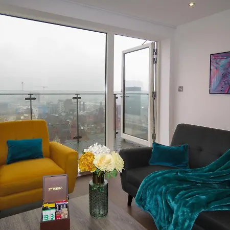 Tudors Esuites Corporate